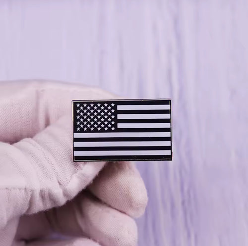 USA Flag Enamel Pin Gift